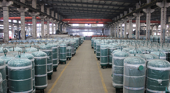 申容直供，只做性價(jià)比高儲氣罐！